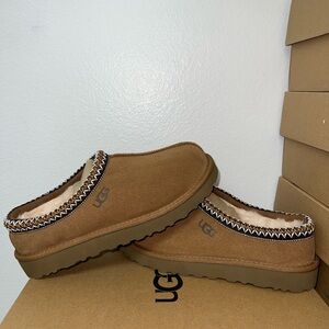 UGG TASMAN
